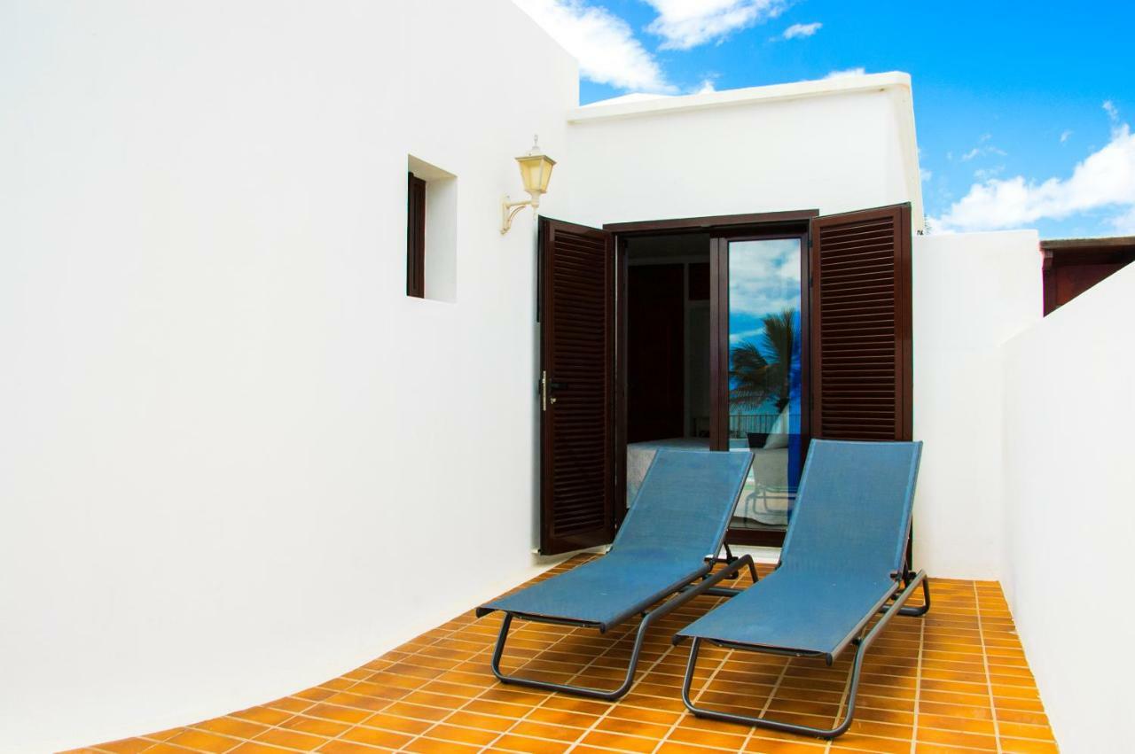 Villa La Concha Playa Honda  Buitenkant foto